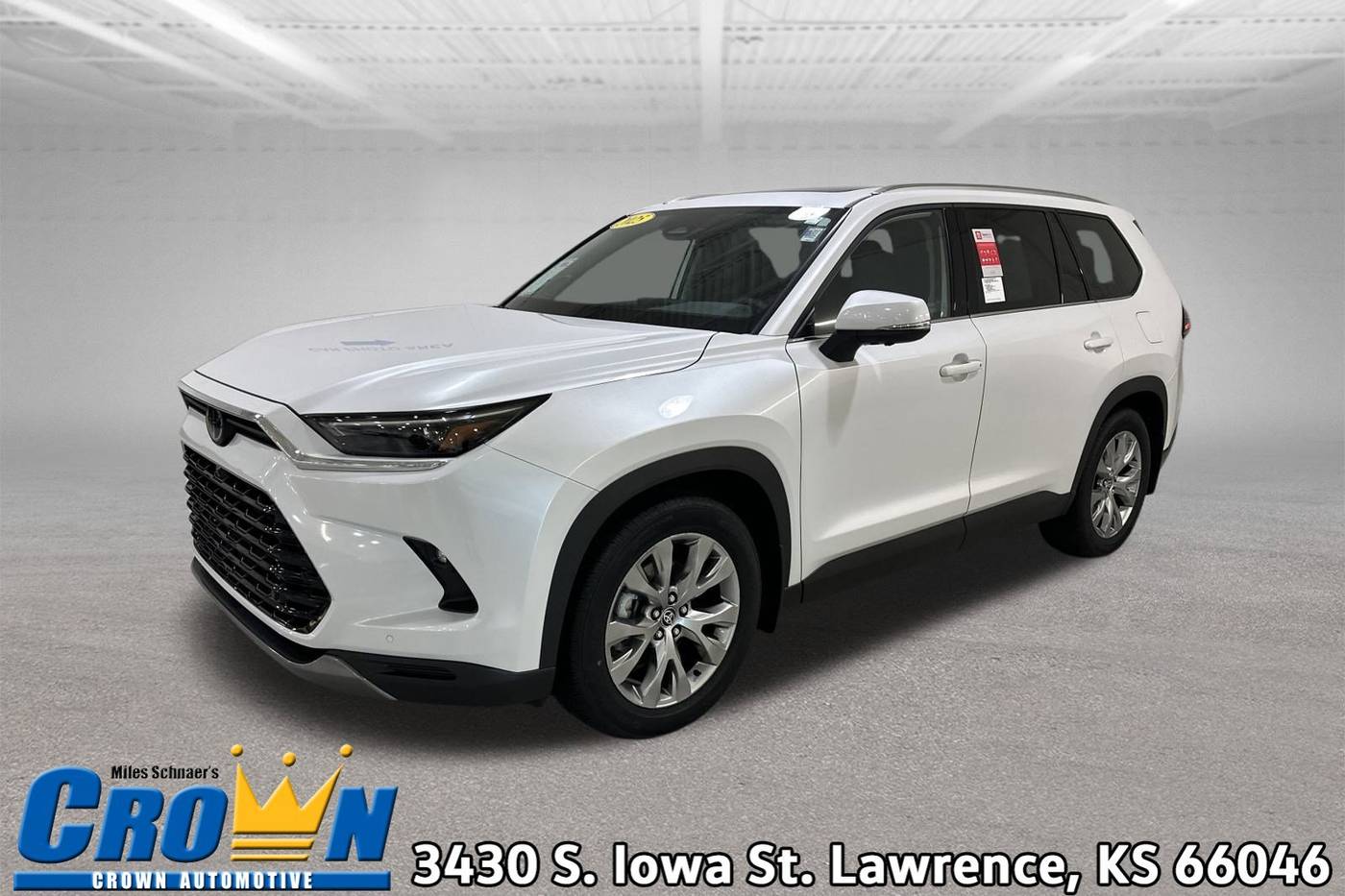 2025 Toyota Grand Highlander Limited — SUV — 5 mi — Lawrence, KS