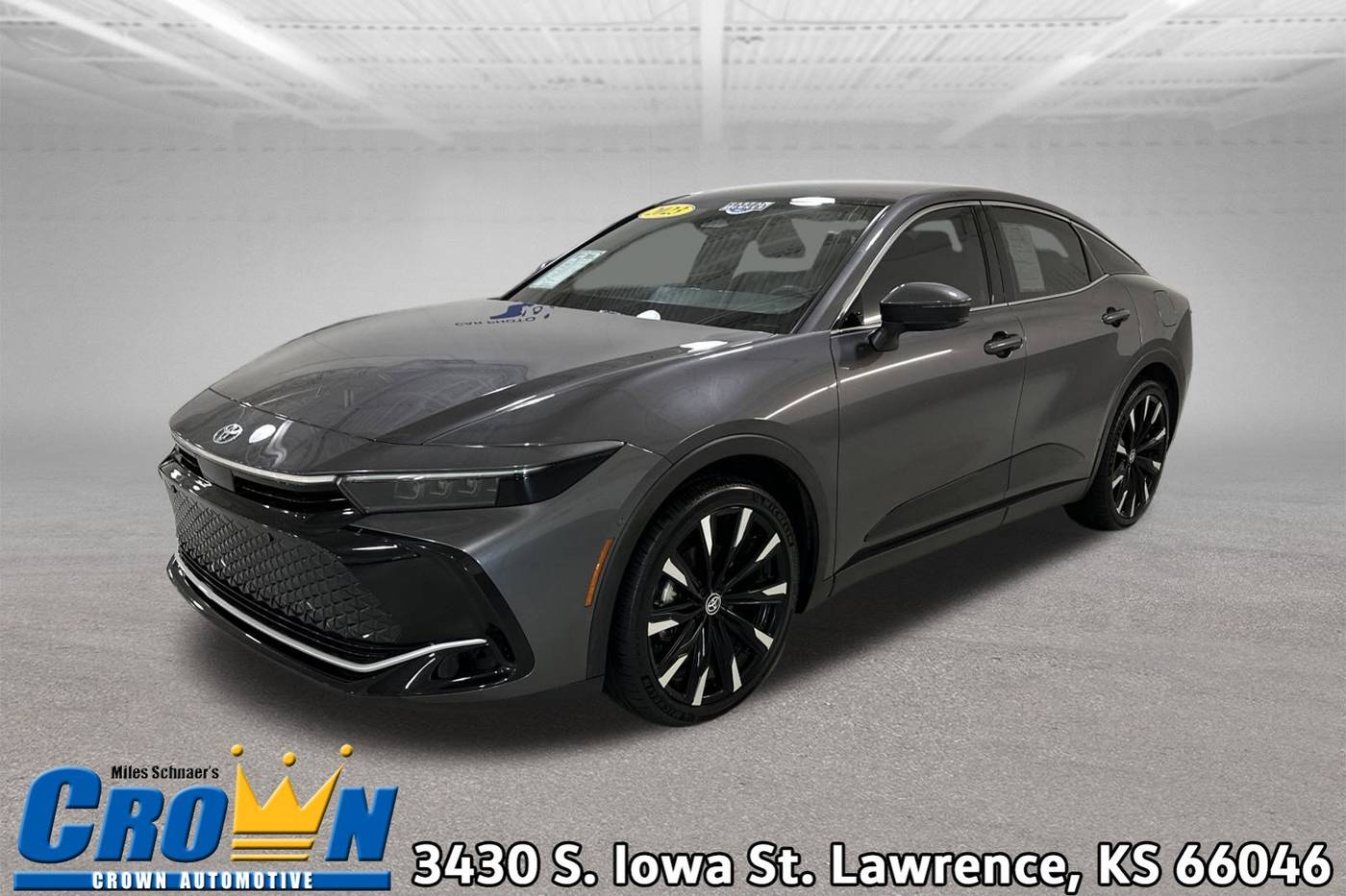 2023 Toyota Crown Platinum — Sedan — 11,391 mi — Lawrence, KS