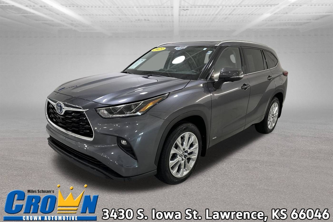 2023 Toyota Highlander Hybrid Limited — SUV — 31,099 mi — Lawrence, KS