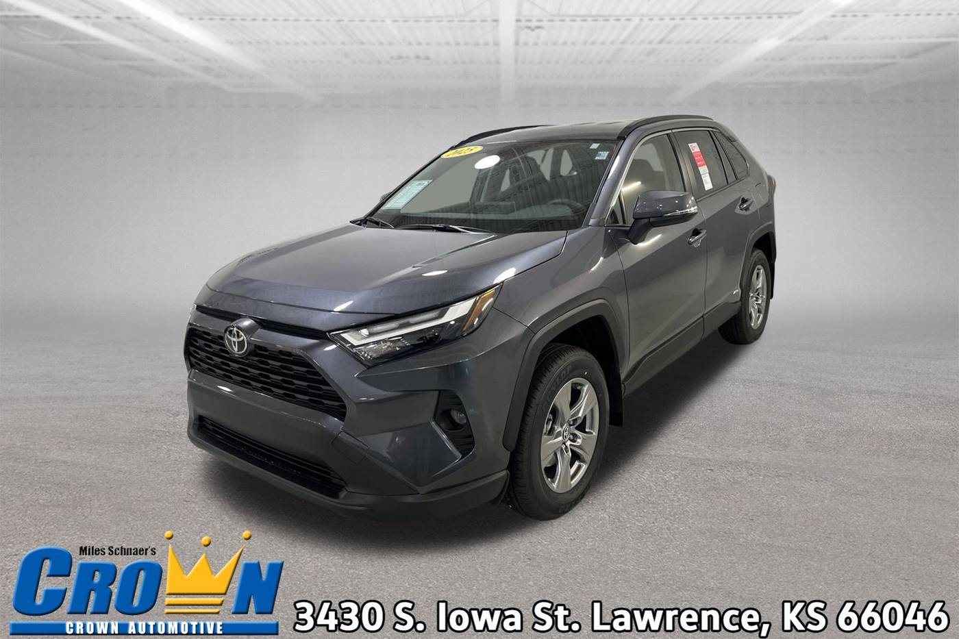 2025 Toyota RAV4 Hybrid XLE — SUV — 11 mi — Lawrence, KS