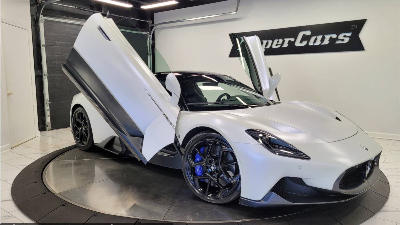 2022 Maserati MC20 Standard — Coupe — 3,961 mi — New Albany, IN