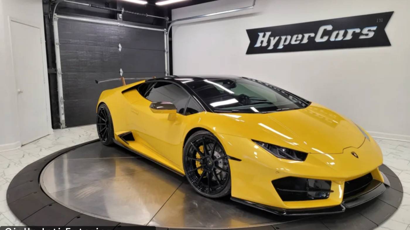 2017 Lamborghini Huracan Standard — Coupe — 15,349 mi — New Albany, IN