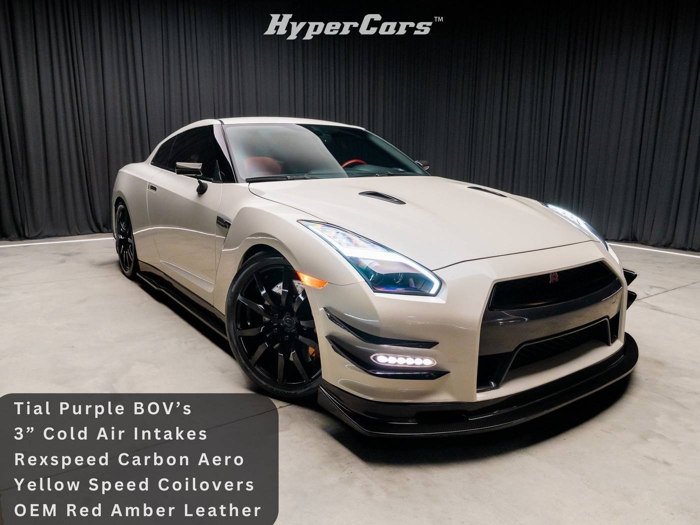 2014 Nissan GT-R Premium — Coupe — 30,171 mi — New Albany, IN