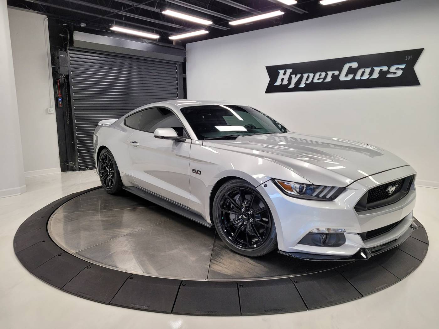 2017 Ford Mustang GT Premium — Coupe — 26,962 mi — New Albany, IN