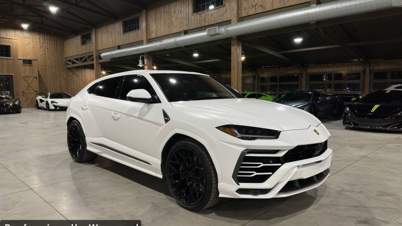 2020 Lamborghini Urus Standard — SUV — 27,204 mi — New Albany, IN