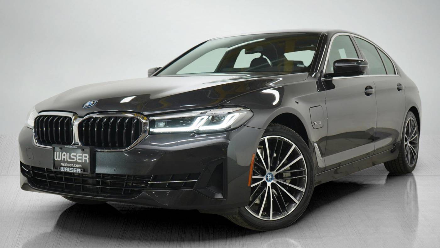 2023 BMW 5 Series 530e — Sedan — 31,215 mi — South St Paul, MN