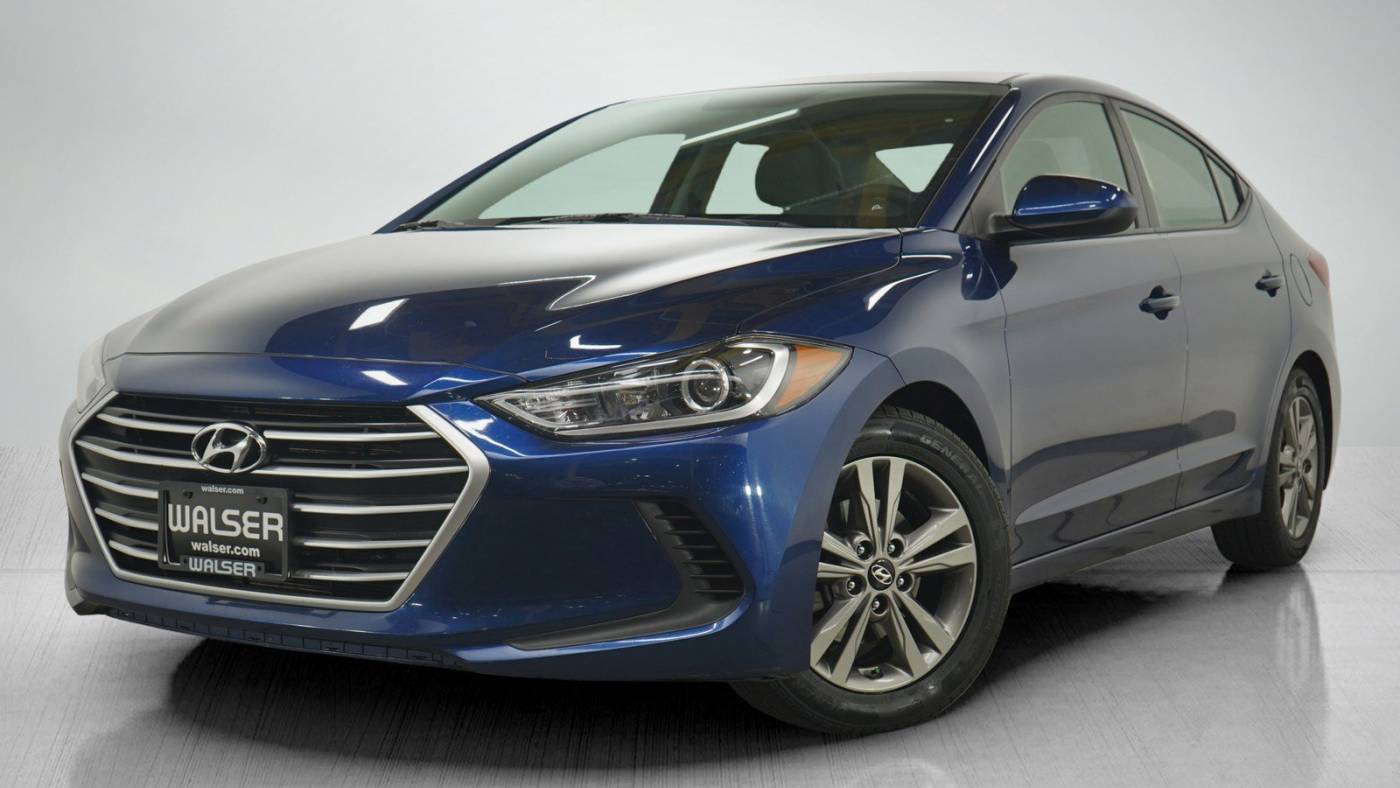 2017 Hyundai Elantra SE — Sedan — 90,070 mi — South St Paul, MN