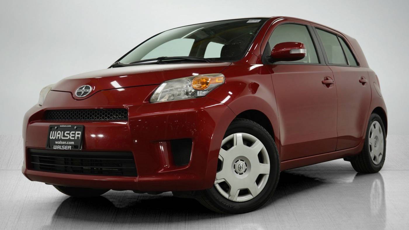 2013 Scion xD Base — Hatchback — 182,844 mi — South St Paul, MN