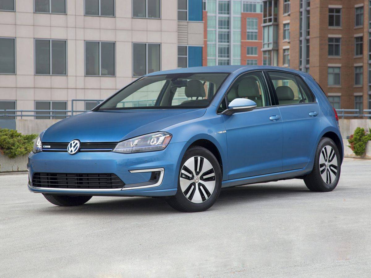 2016 Volkswagen e-Golf SE — Hatchback — 100,000 mi — Dallas, TX