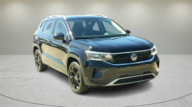 2023 Volkswagen Taos SE — SUV — 19,047 mi — Dallas, TX