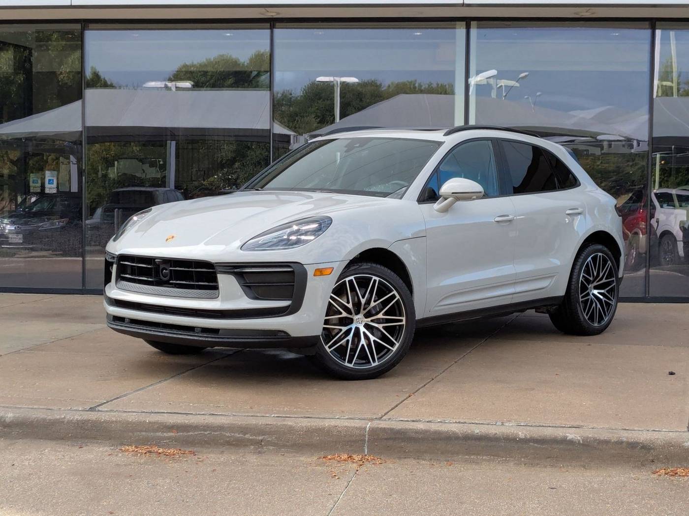 2025 Porsche Macan Macan — SUV — 10,160 mi — Plano, TX