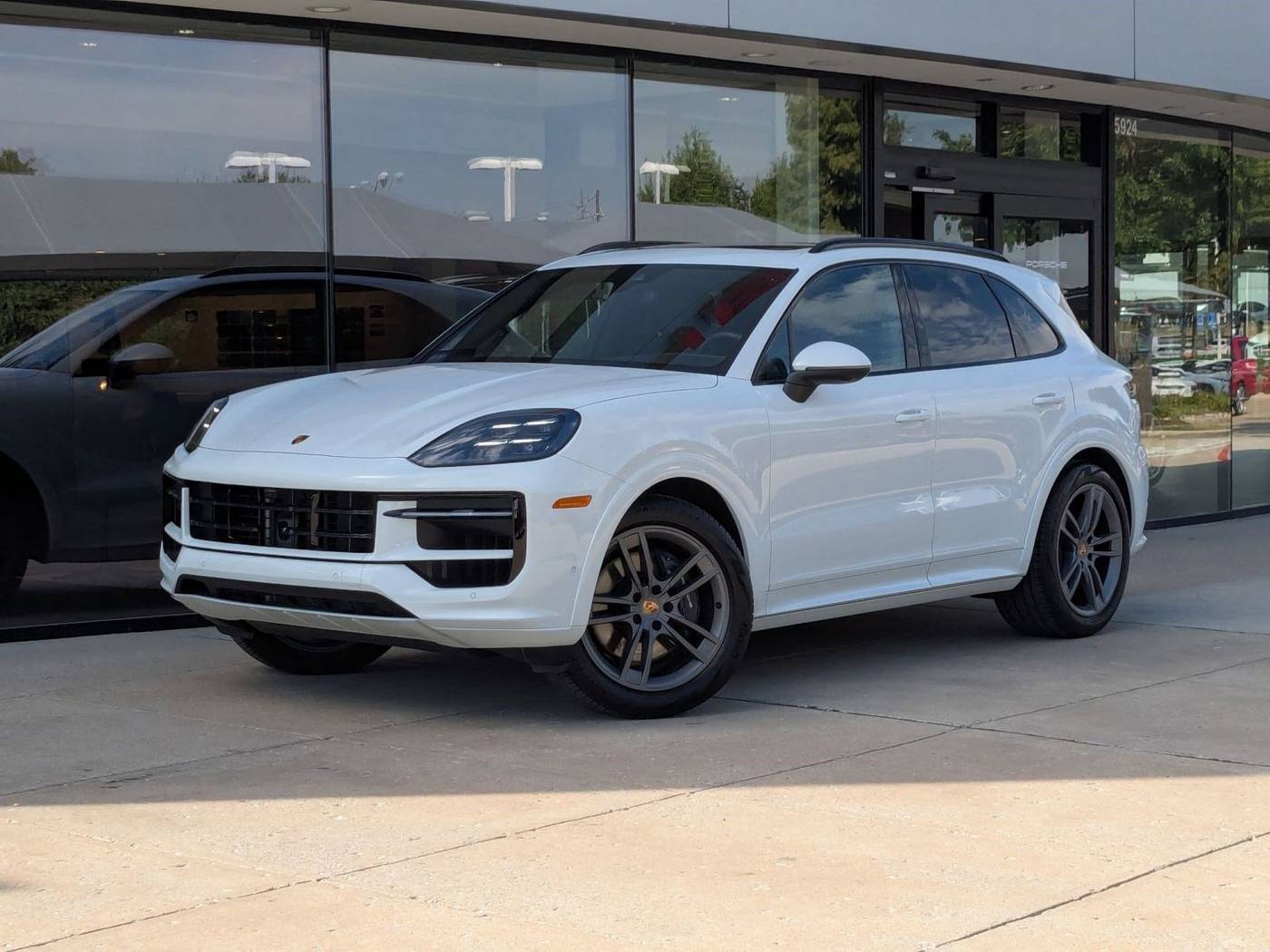 2025 Porsche Cayenne Cayenne — SUV — 7,139 mi — Plano, TX