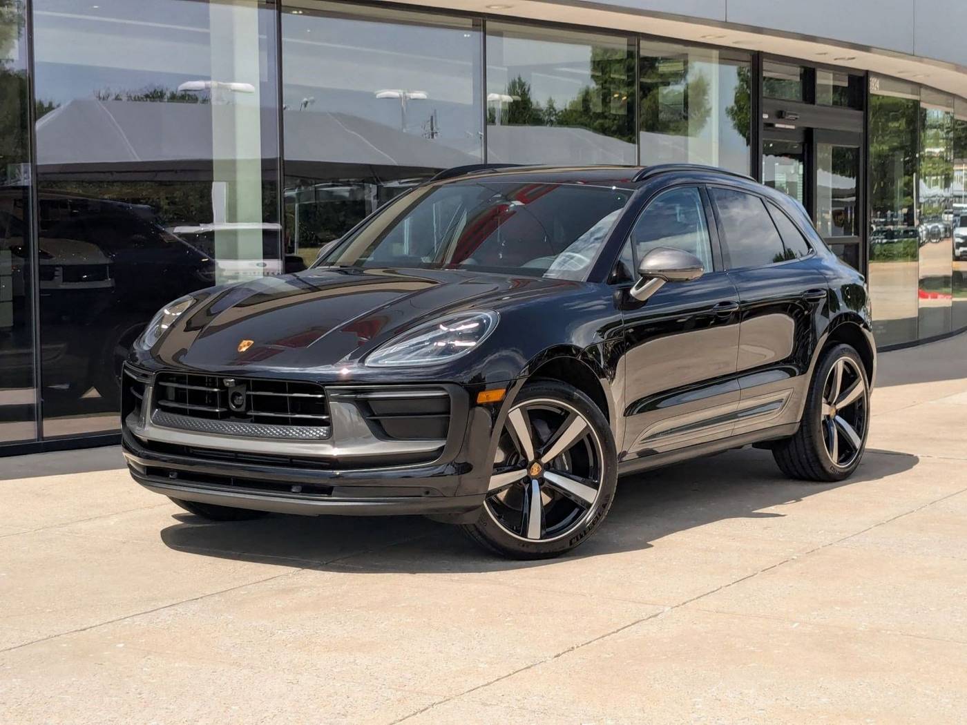 2025 Porsche Macan T — SUV — 4,878 mi — Plano, TX