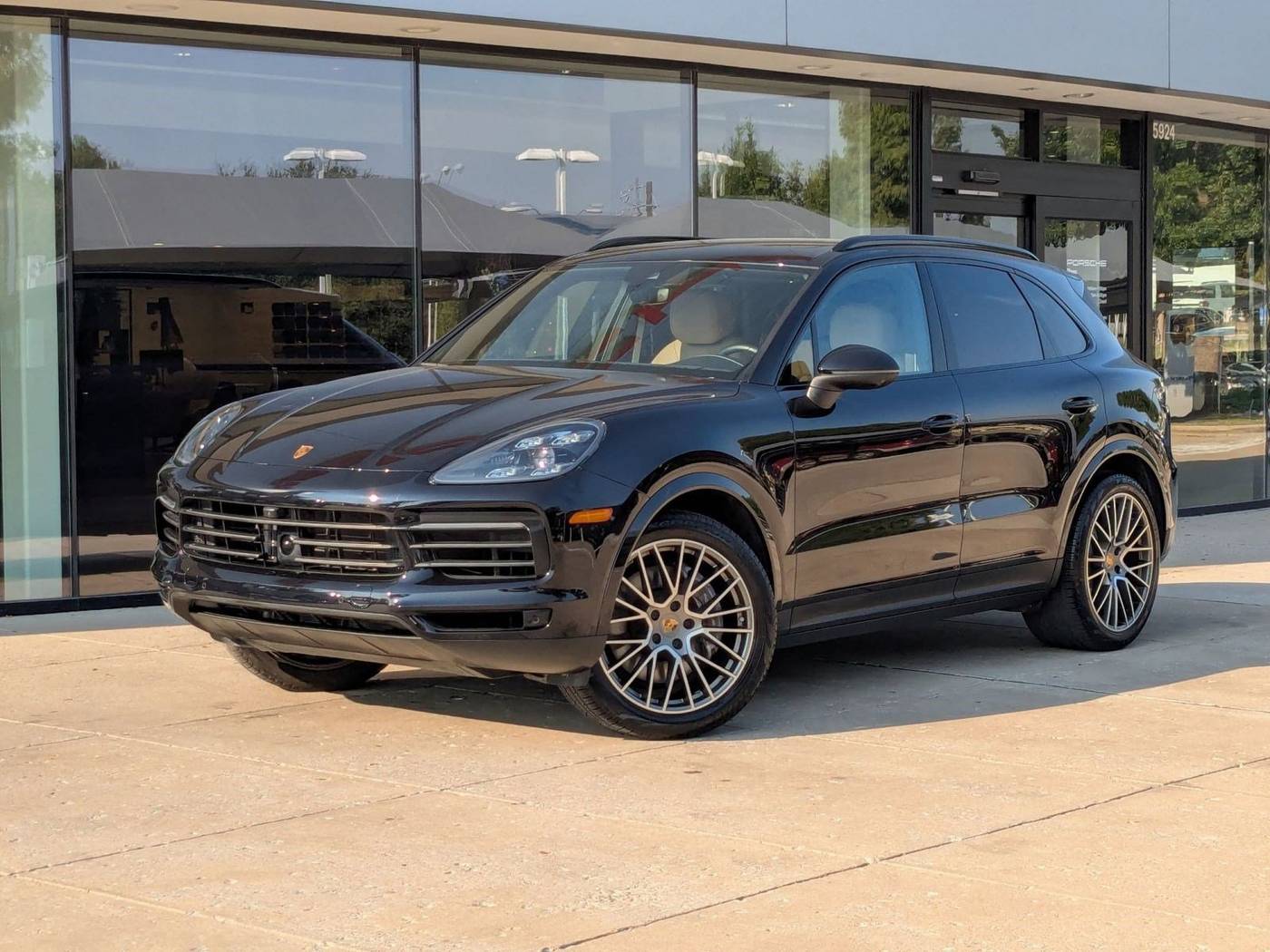 2022 Porsche Cayenne Platinum Edition — SUV — 15,548 mi — Plano, TX