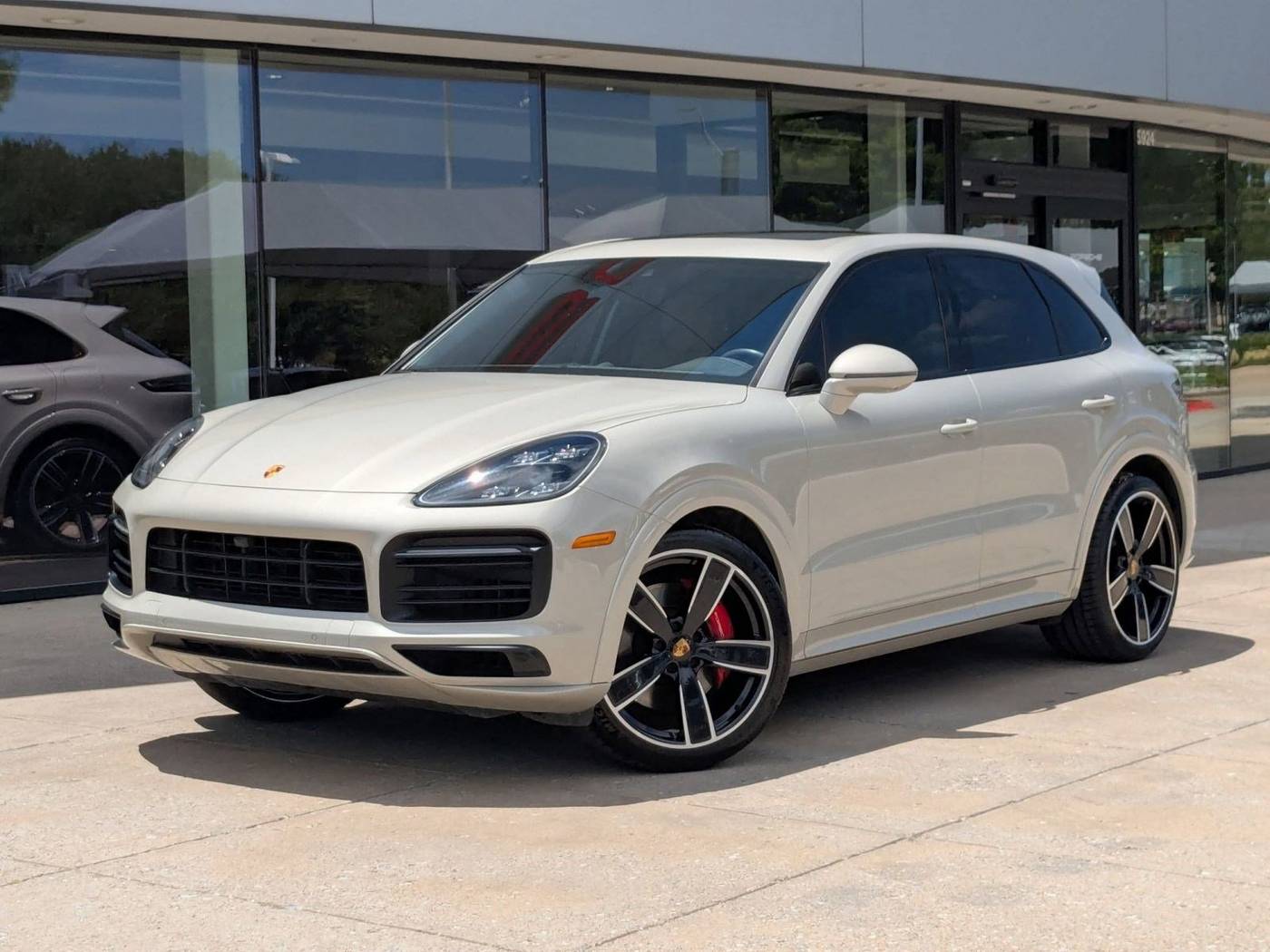 2022 Porsche Cayenne GTS — SUV — 38,839 mi — Plano, TX