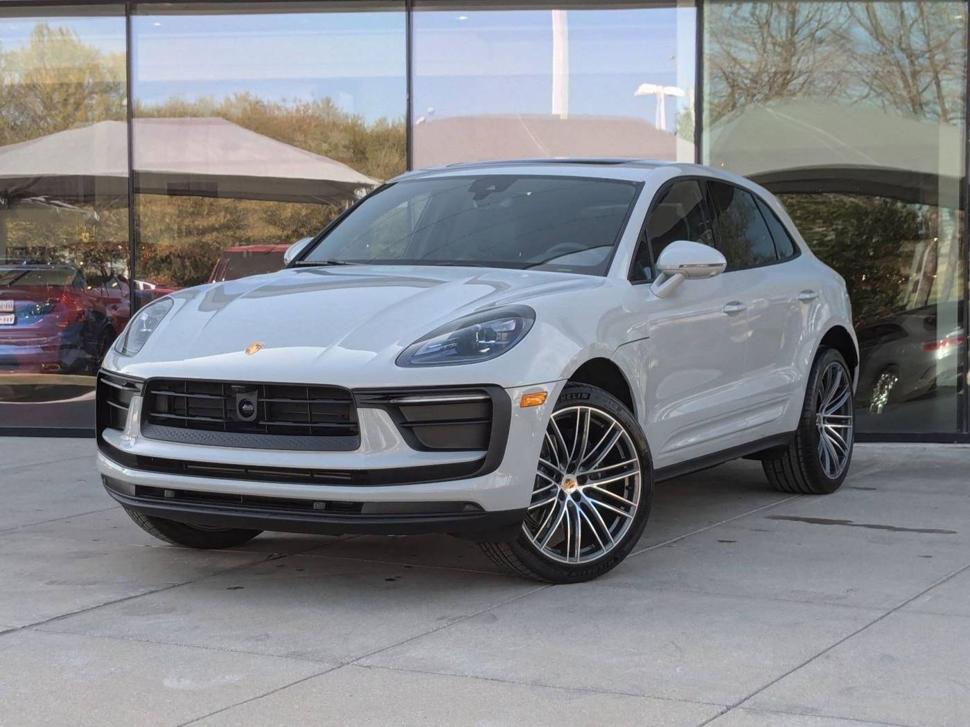 2025 Porsche Macan Macan — SUV — 4,074 mi — Plano, TX