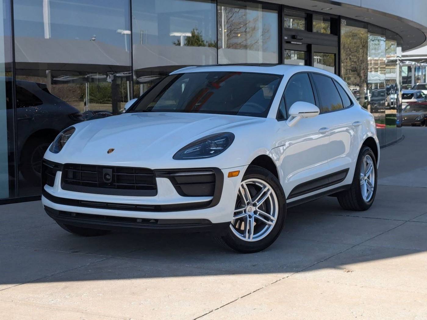 2025 Porsche Macan Macan — SUV — 18 mi — Plano, TX