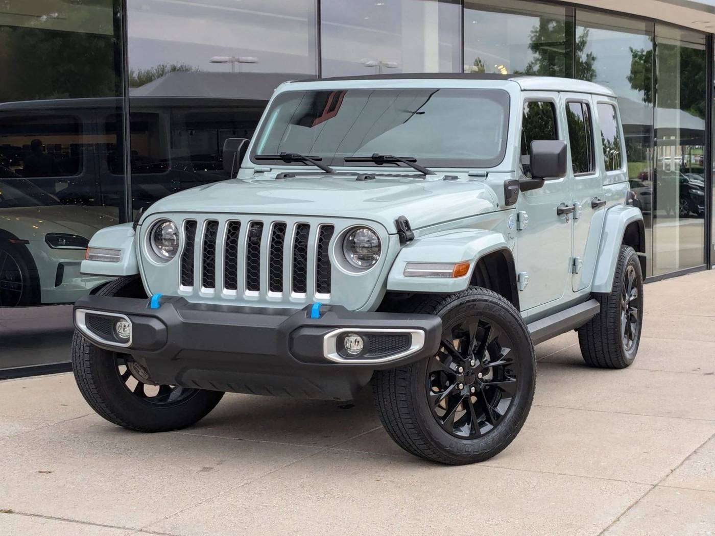 2023 Jeep Wrangler Sahara 4xe — SUV — 25,920 mi — Plano, TX