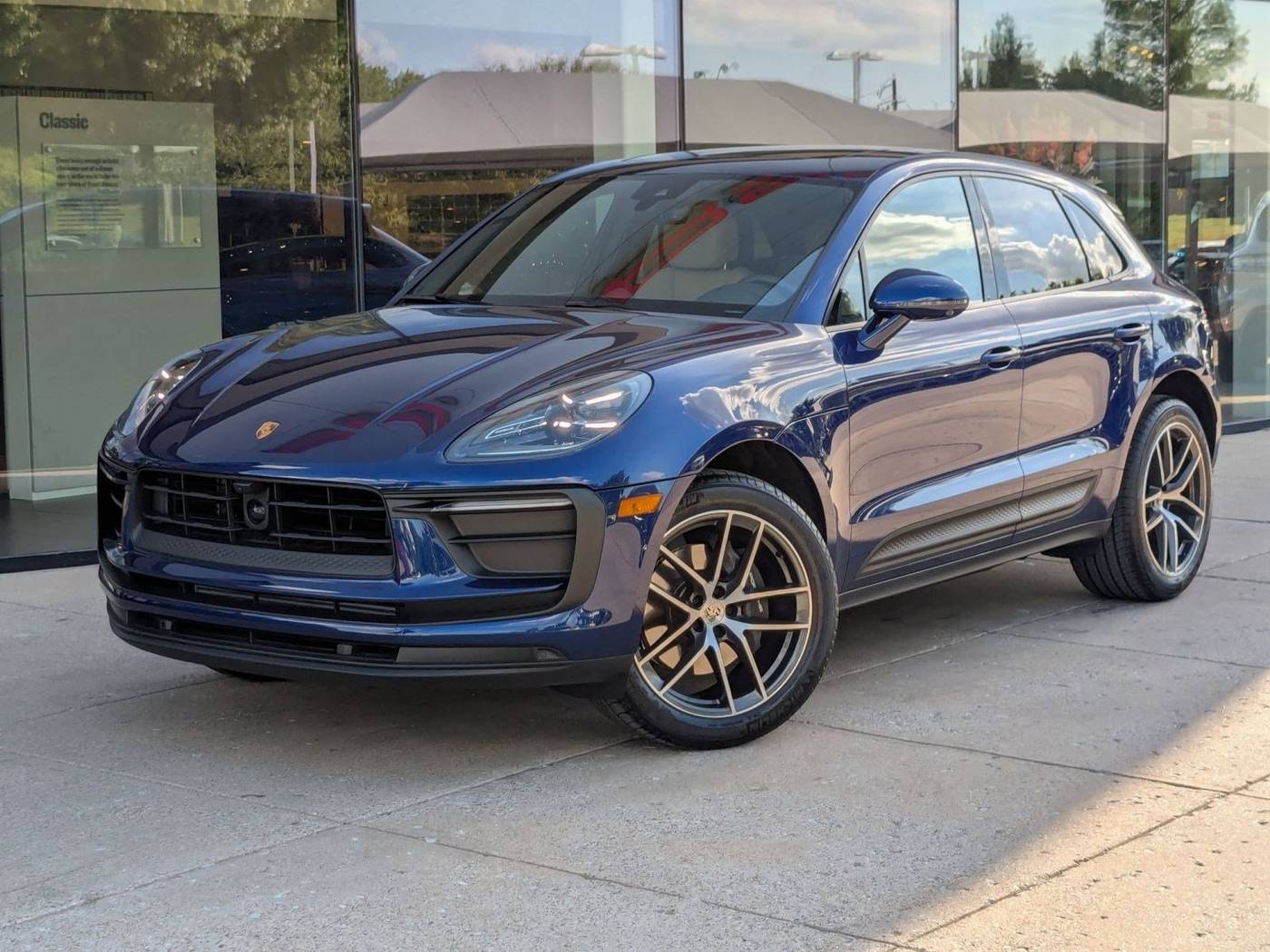 2025 Porsche Macan Macan — SUV — 3,040 mi — Plano, TX