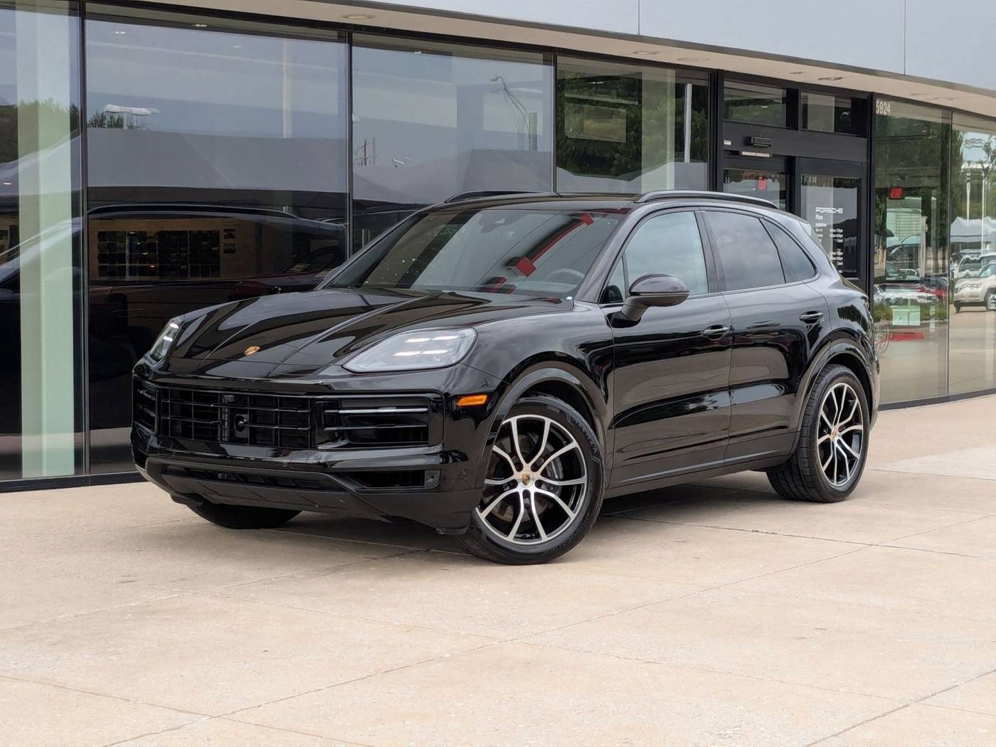 2024 Porsche Cayenne Standard — SUV — 5,531 mi — Plano, TX