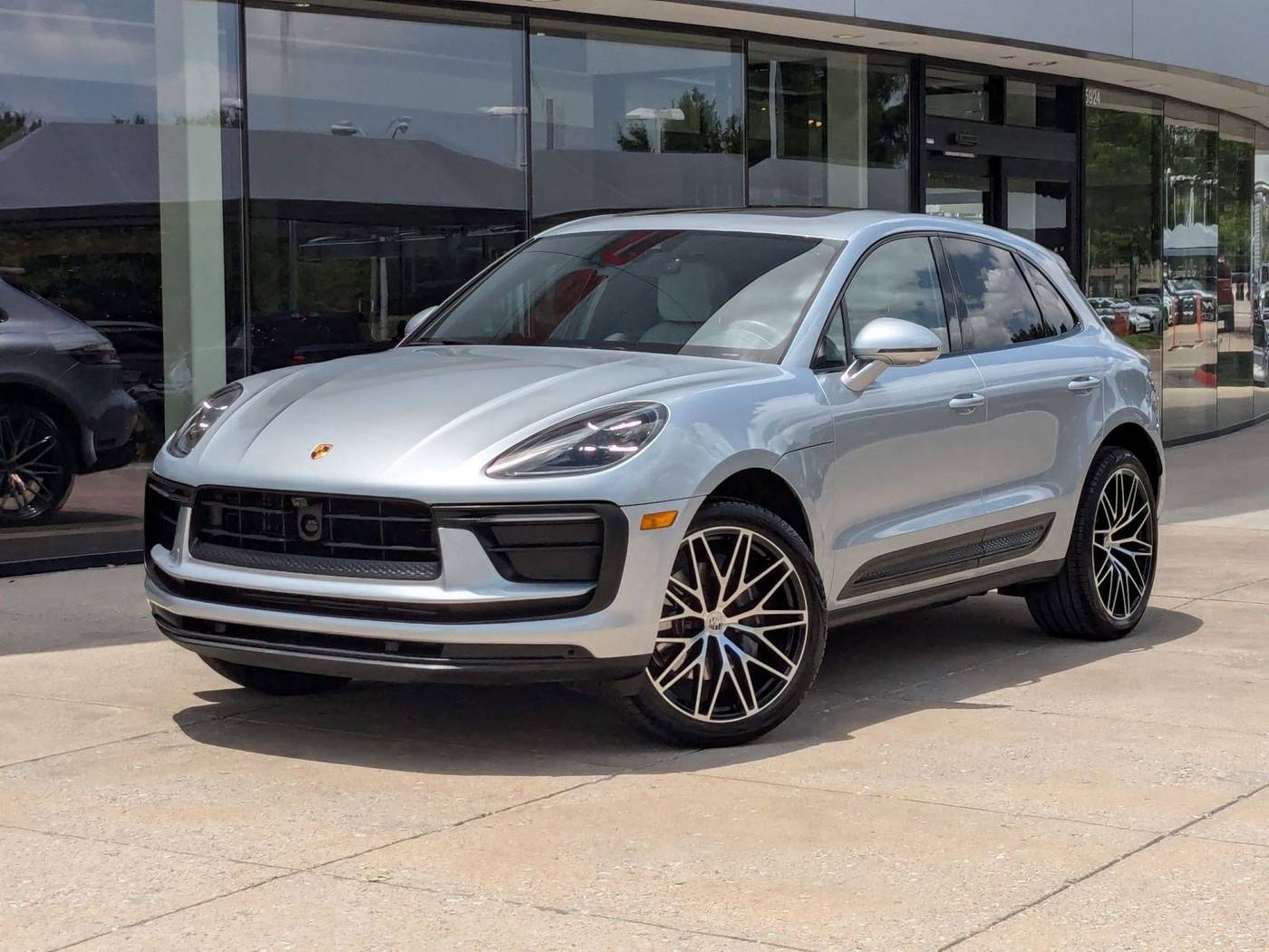 2025 Porsche Macan Macan — SUV — 7,854 mi — Plano, TX