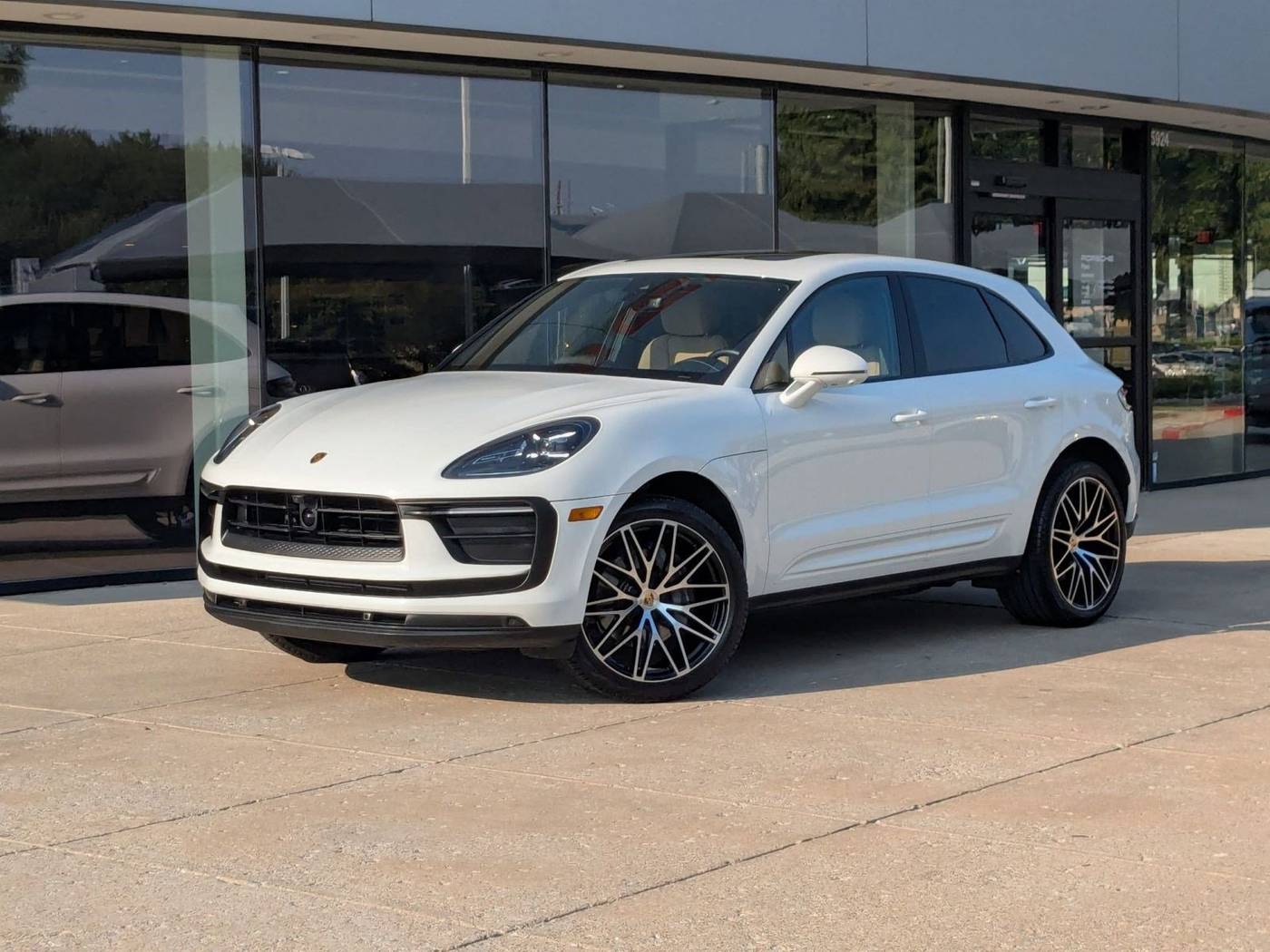 2025 Porsche Macan Macan — SUV — 9,960 mi — Plano, TX