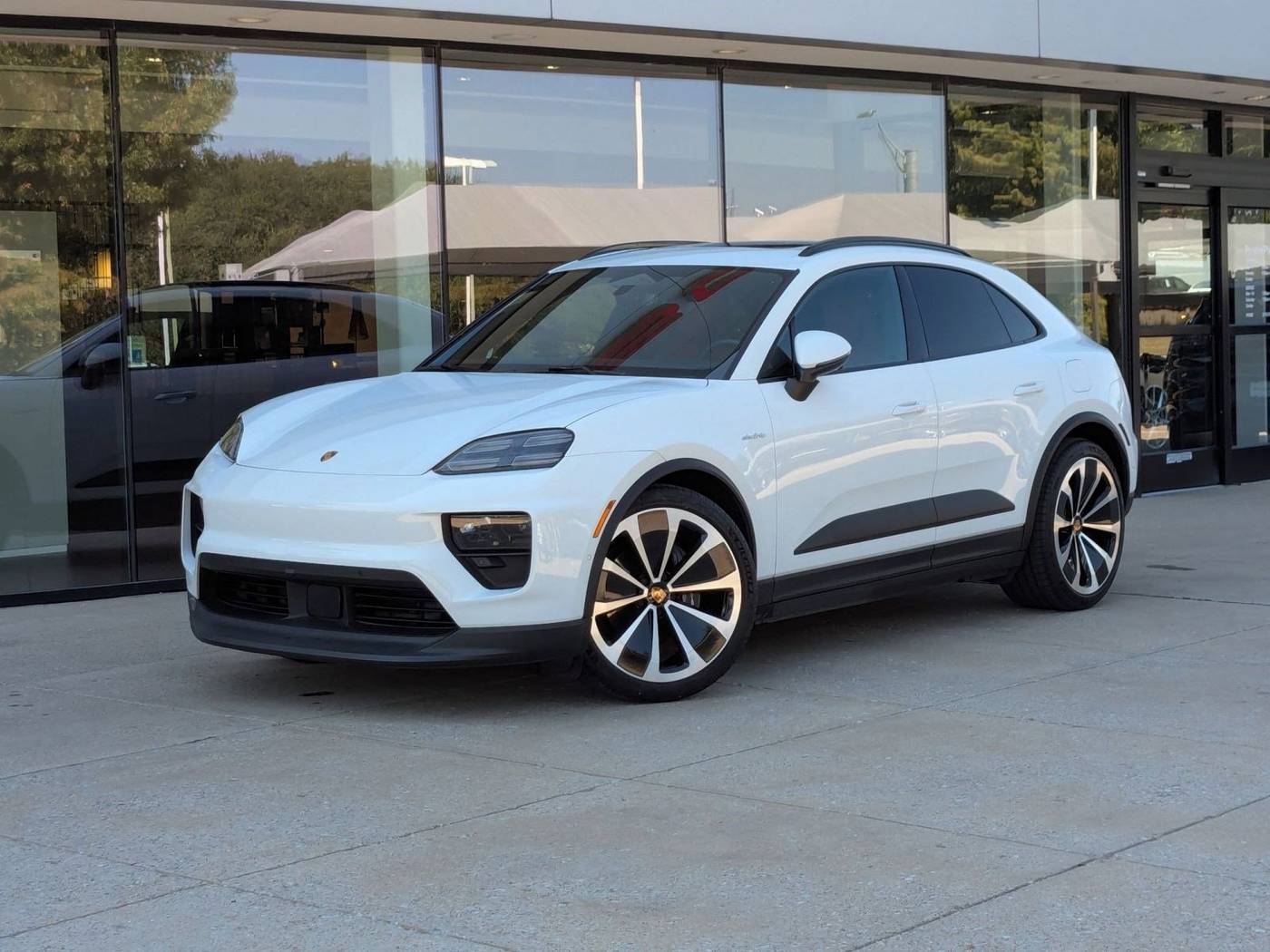 2025 Porsche Macan Electric Macan Electric — SUV — 6,947 mi — Plano, TX