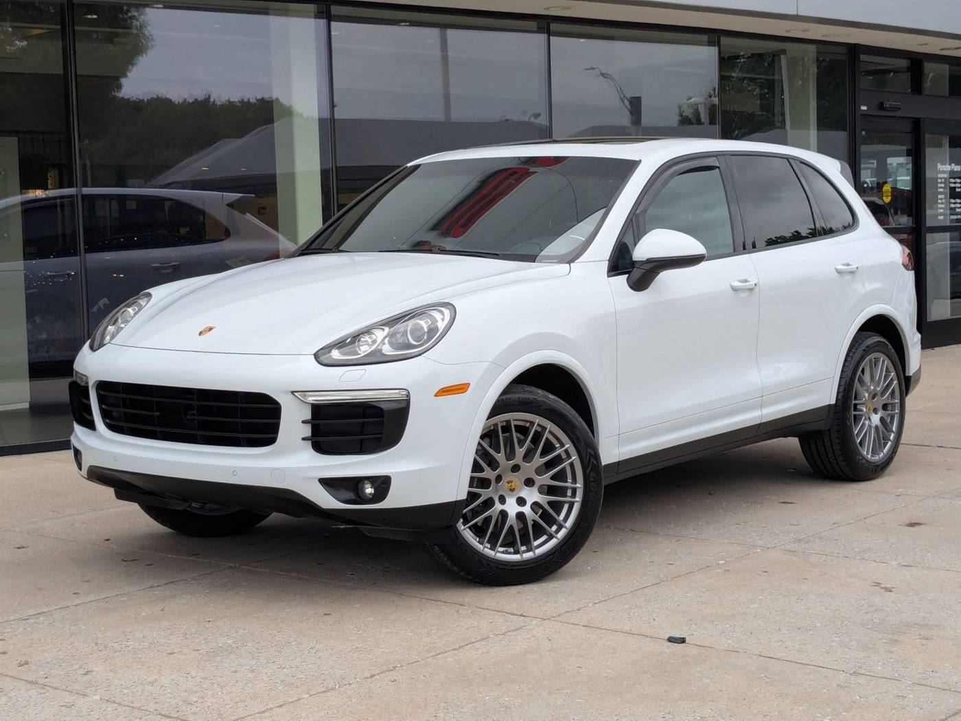 2018 Porsche Cayenne Platinum Edition