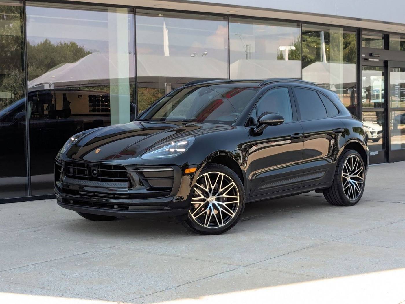 2025 Porsche Macan Macan — SUV — 5,792 mi — Plano, TX