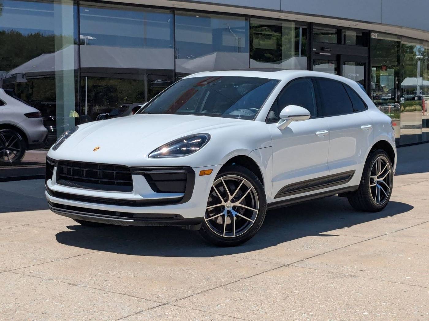 2022 Porsche Macan Standard — SUV — 36,450 mi — Plano, TX