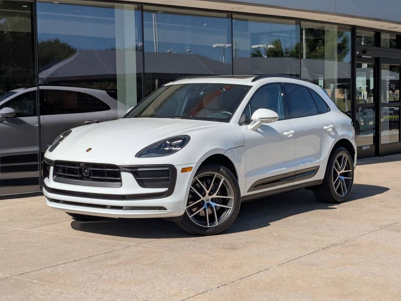 2025 Porsche Macan Macan — SUV — 7,773 mi — Plano, TX
