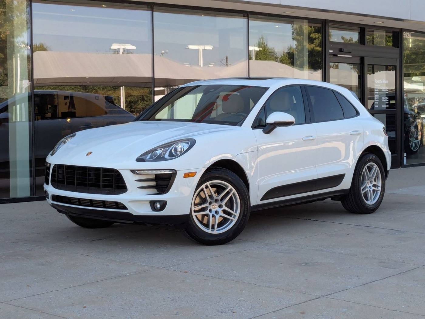 2017 Porsche Macan Standard — SUV — 72,971 mi — Plano, TX