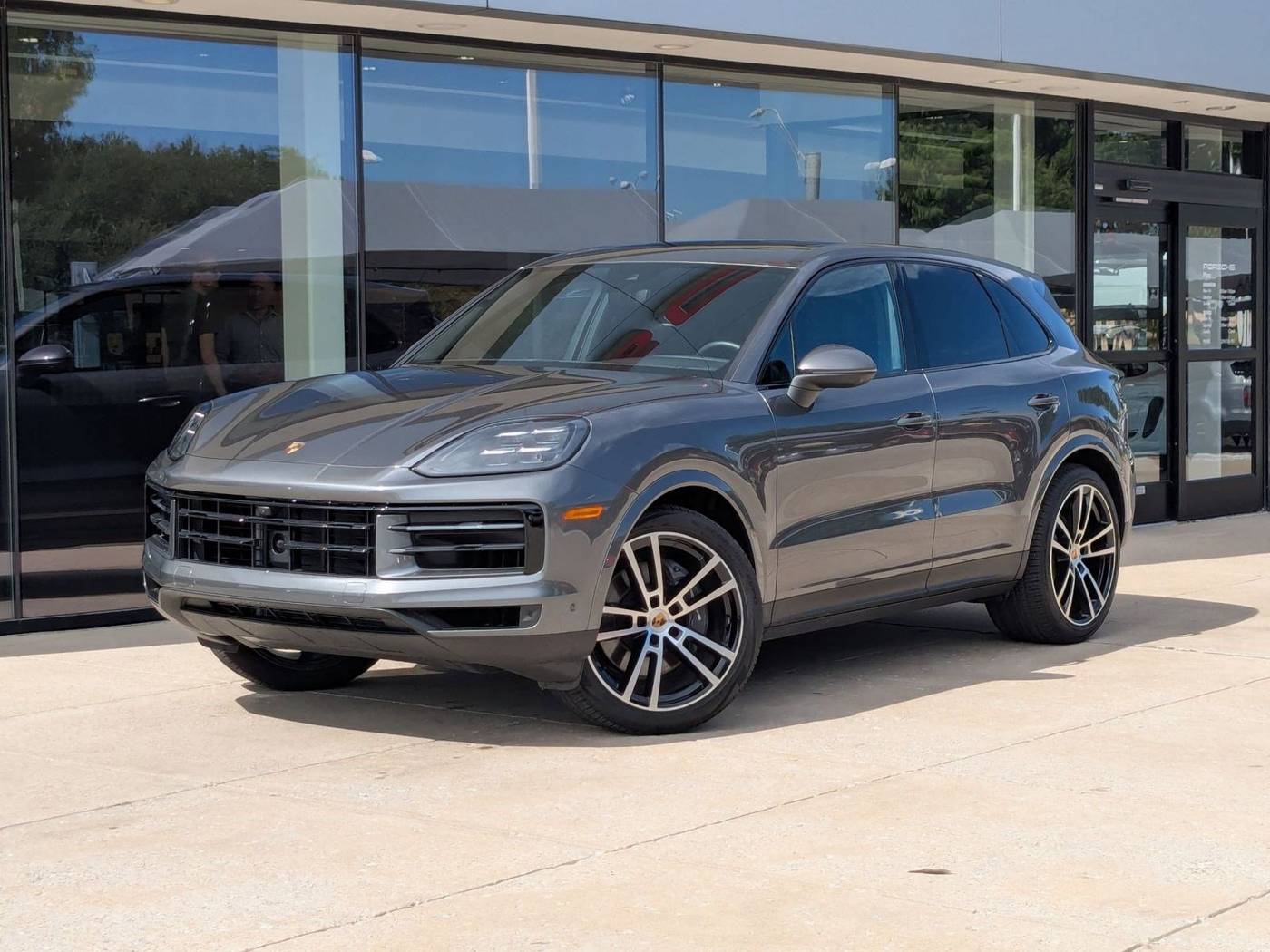 2025 Porsche Cayenne Standard — SUV — 5,454 mi — Plano, TX
