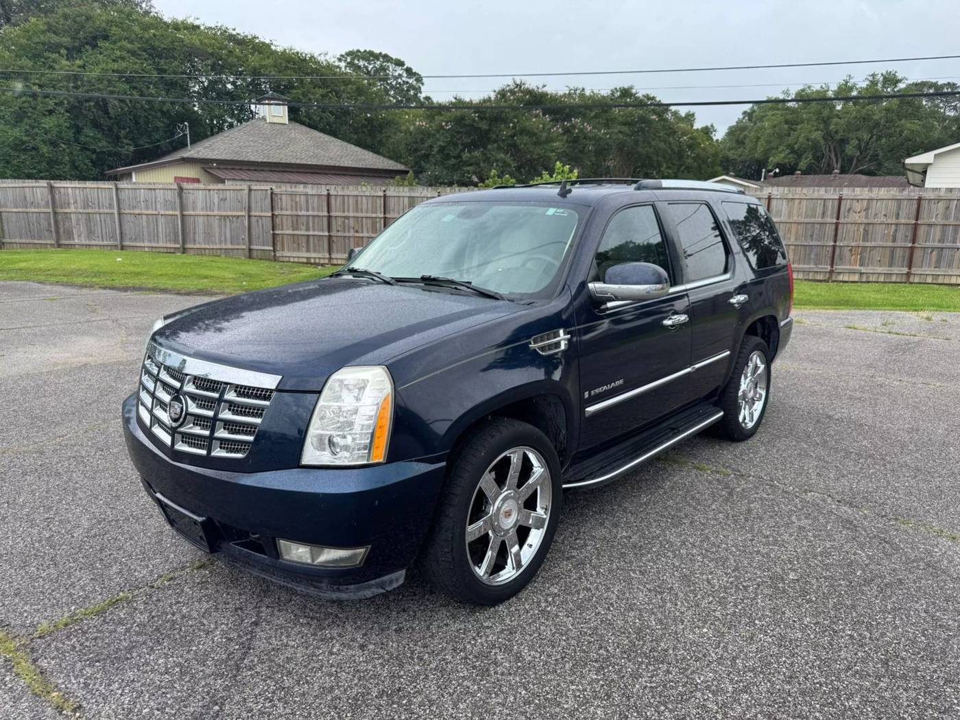 2008 Cadillac Escalade Standard — SUV — 122,581 mi — Baton Rouge, LA