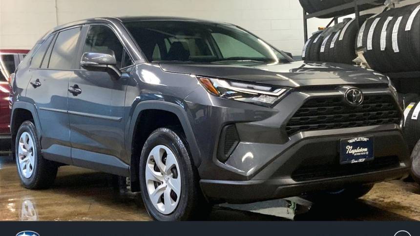 2024 Toyota RAV4 LE — SUV — 3,033 mi — Schaumburg, IL