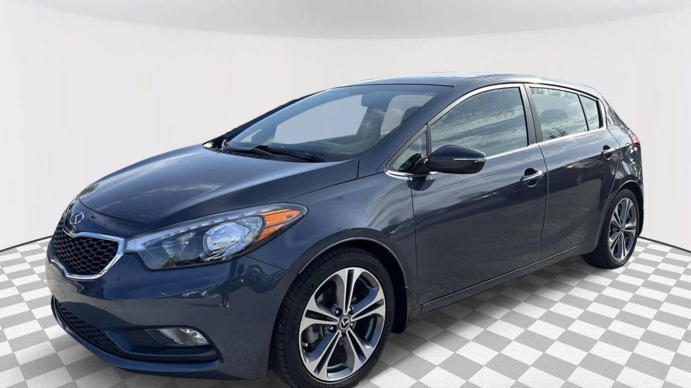 2016 Kia Forte EX — Hatchback — 42,128 mi — Wesley Chapel, FL