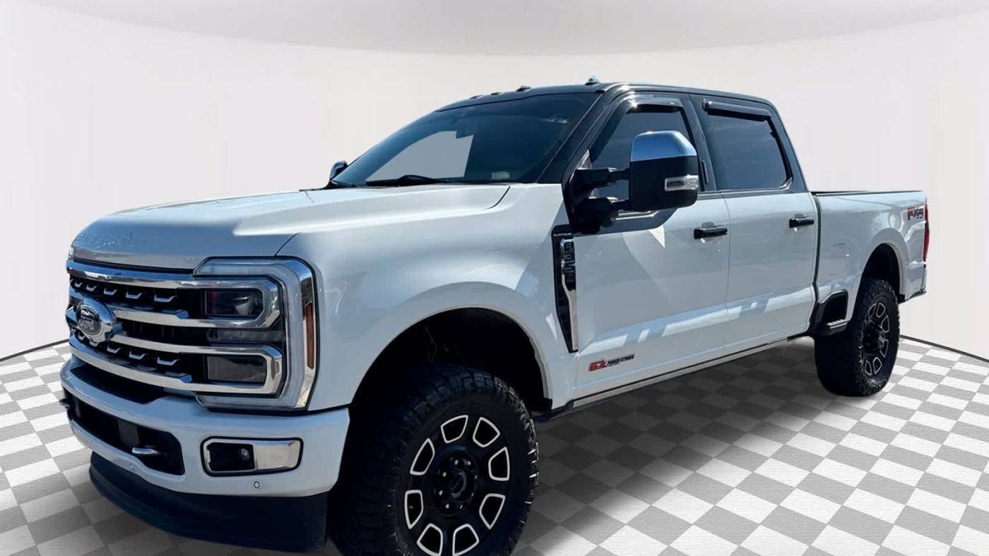 2024 Ford Super Duty F-350 Platinum — Pickup Truck — 28,832 mi — Wesley Chapel, FL