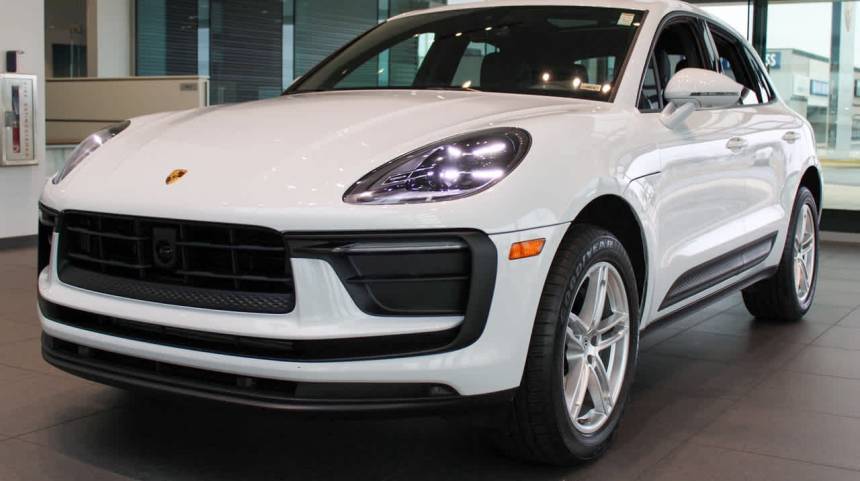 2024 Porsche Macan Standard — SUV — 7,700 mi — Springfield, MO