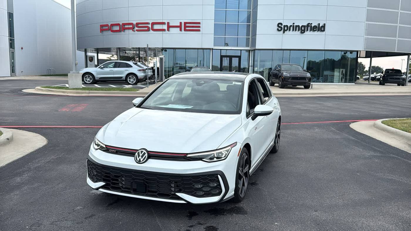 2025 Volkswagen Golf GTI SE — Hatchback — 575 mi — Springfield, MO