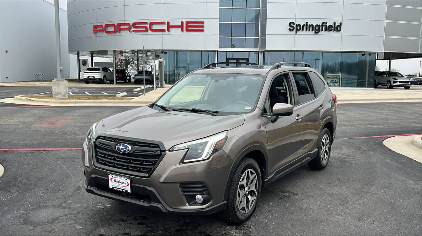 2023 Subaru Forester Premium — SUV — 52,722 mi — Springfield, MO