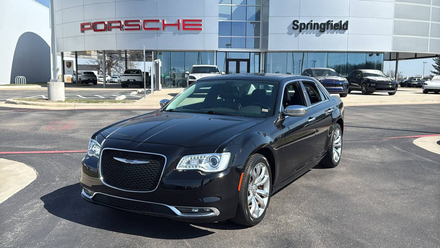 2020 Chrysler 300 Limited — Sedan — 83,260 mi — Springfield, MO