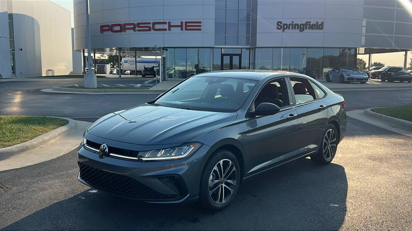2025 Volkswagen Jetta Sport — Sedan — 22,705 mi — Springfield, MO