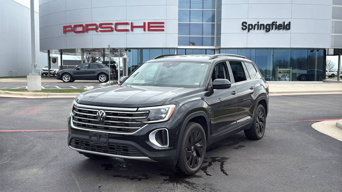 2024 Volkswagen Atlas SE with Technology — SUV — 15,354 mi — Springfield, MO