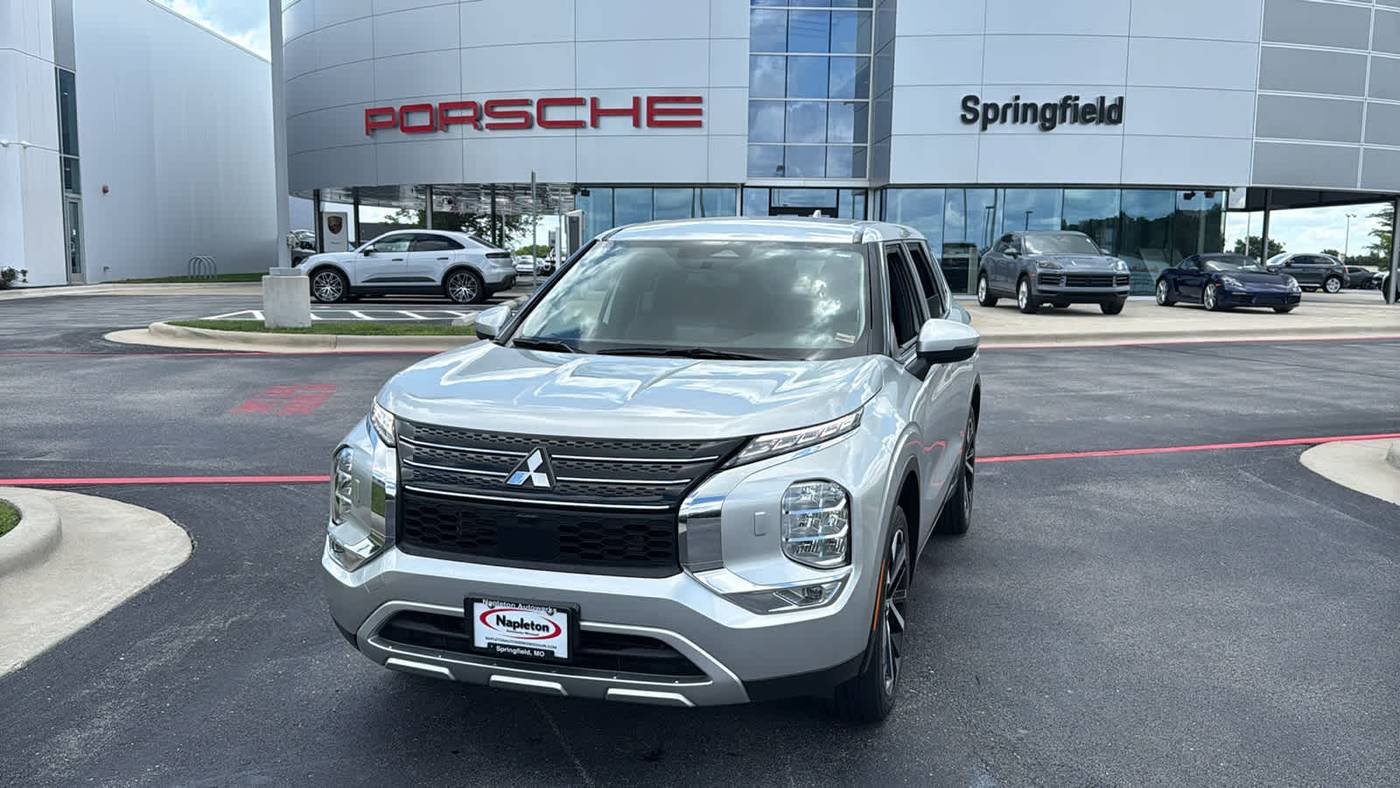 2023 Mitsubishi Outlander SE Special Edition — SUV — 35,065 mi — Springfield, MO