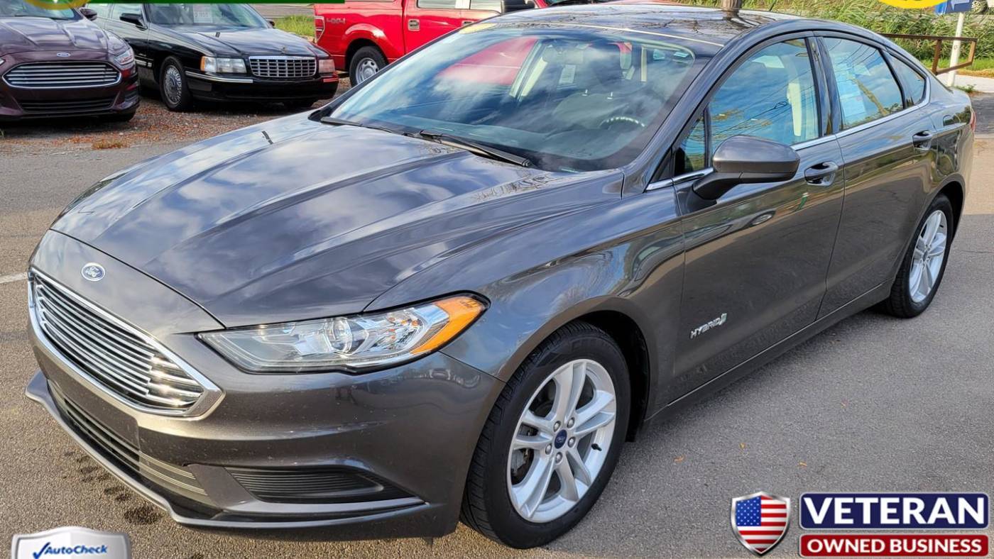 2018 Ford Fusion Hybrid SE — Sedan — 37,435 mi — Waterford, MI