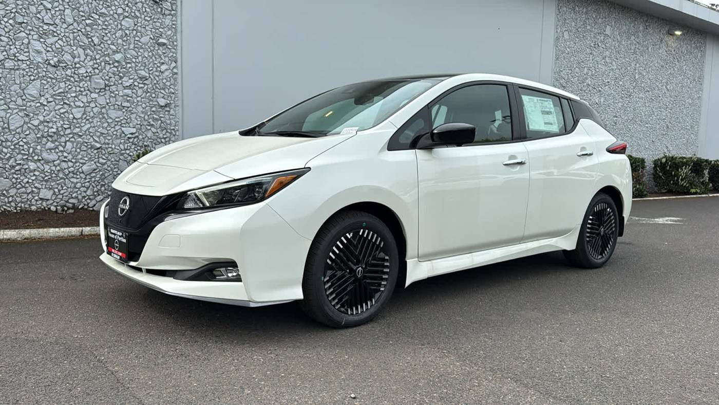 2025 Nissan LEAF SV PLUS — Hatchback — 15 mi — Portland, OR