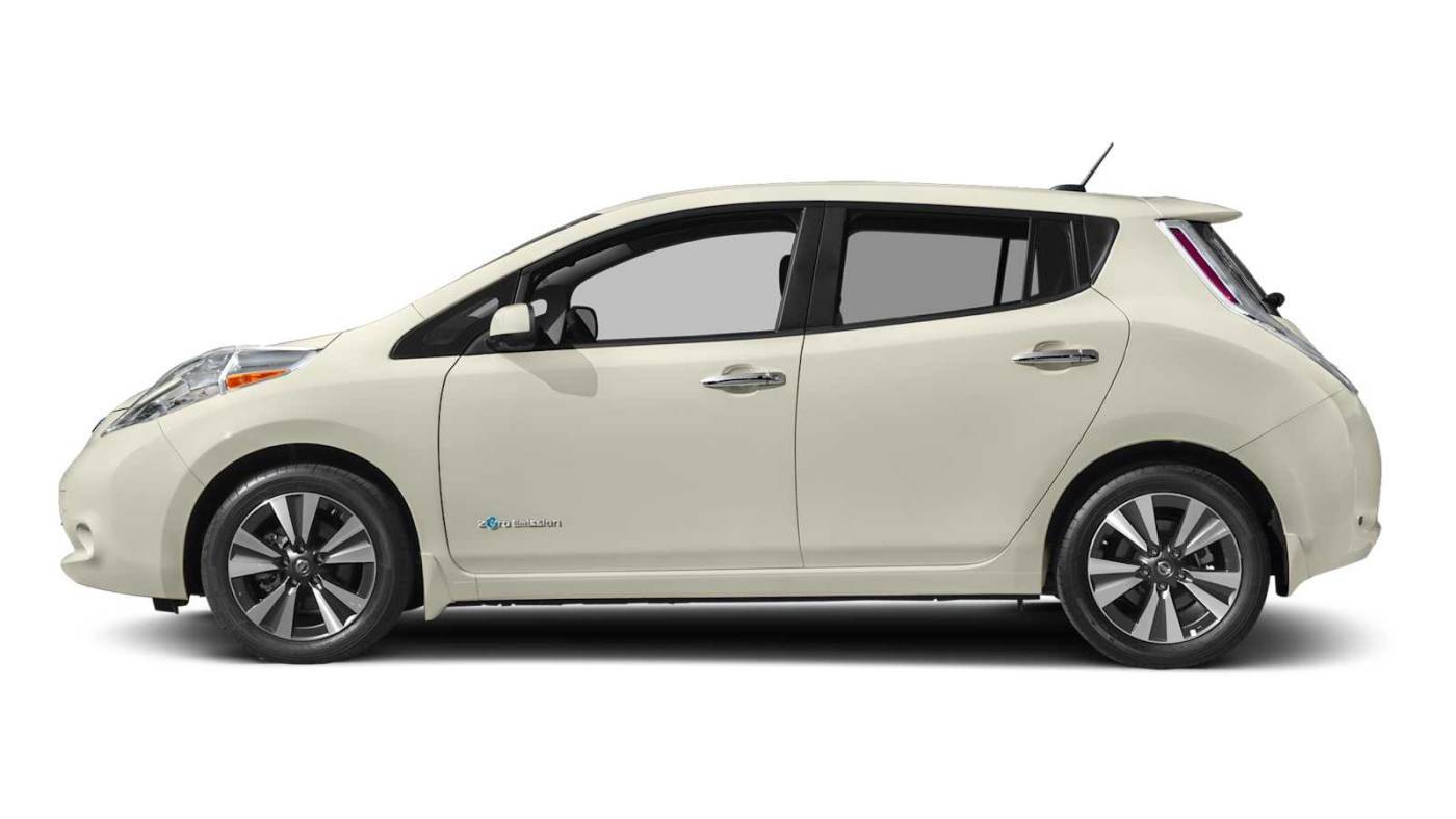 2016 Nissan LEAF SV — Hatchback — 17,359 mi — Portland, OR
