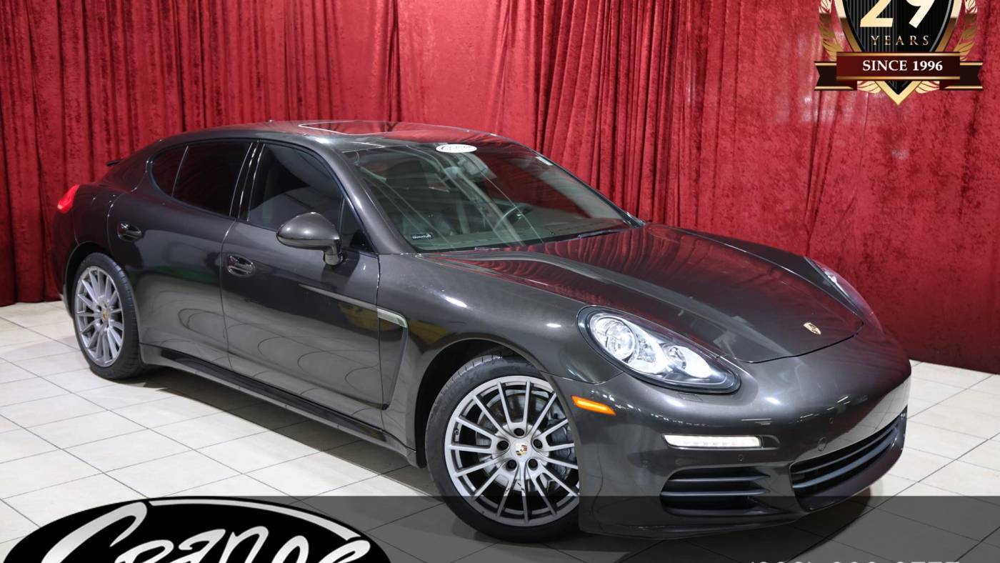 2016 Porsche Panamera 4