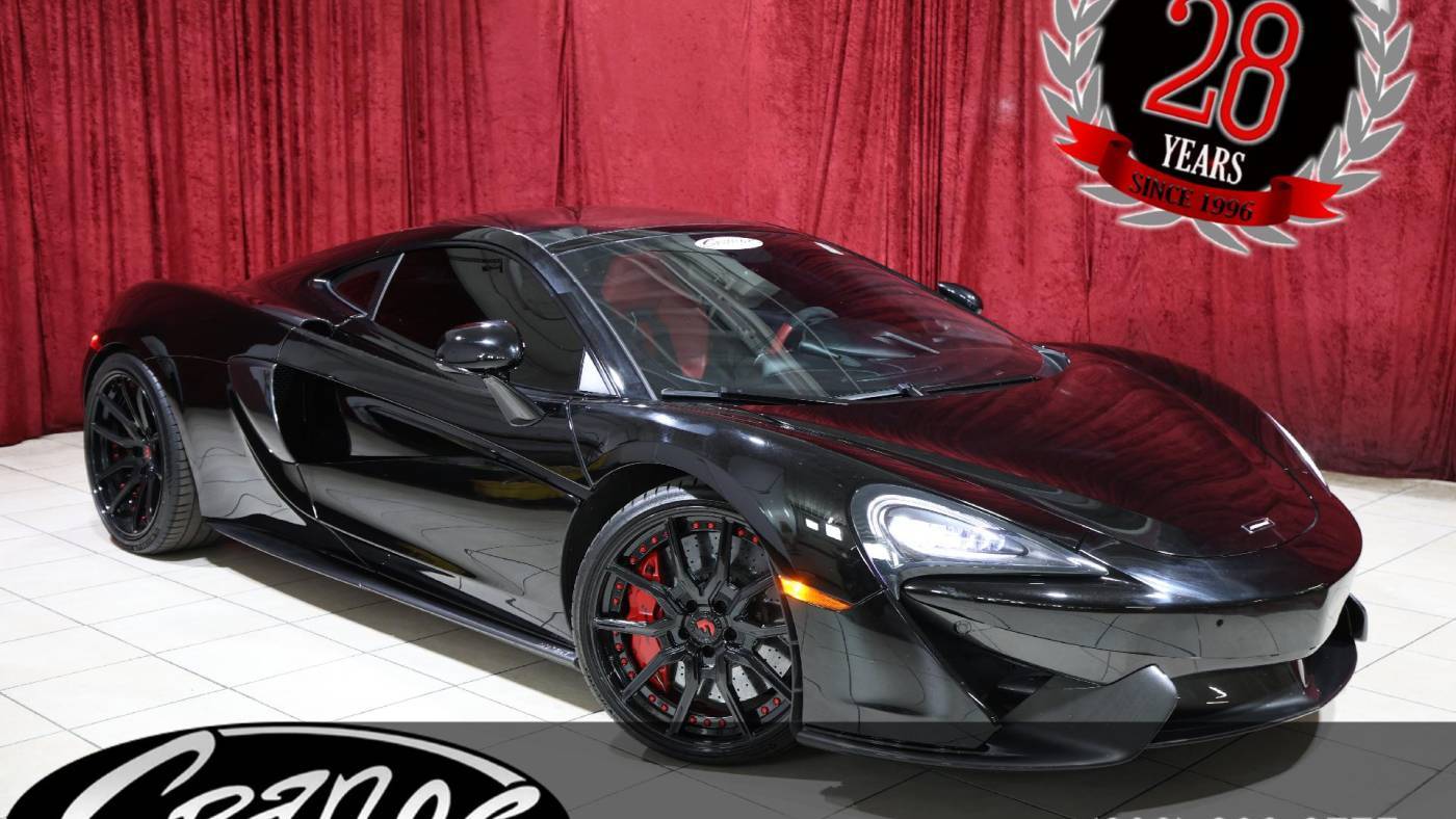 2017 McLaren 570GT