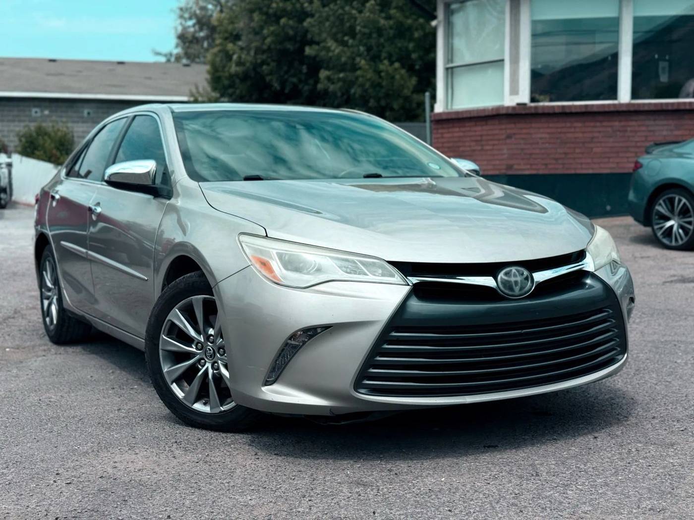 2015 Toyota Camry XLE V6 — Sedan — 147,000 mi — Springville, UT